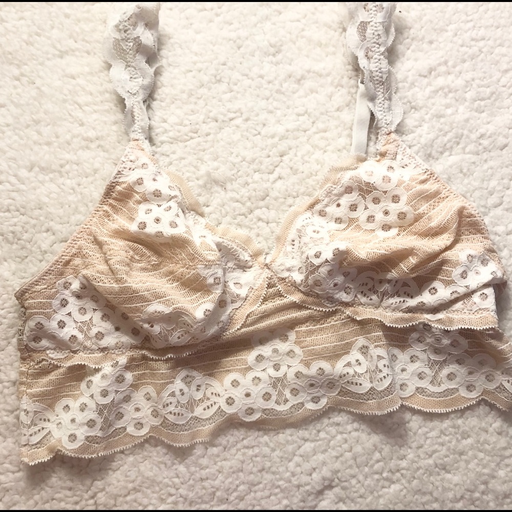 Aerie Bralette - Large - Cream & White Lace
